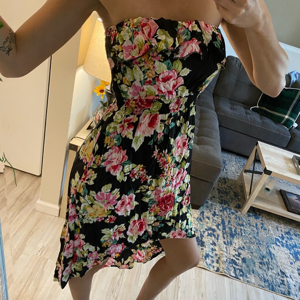 Strapless BoHo floral dress.
